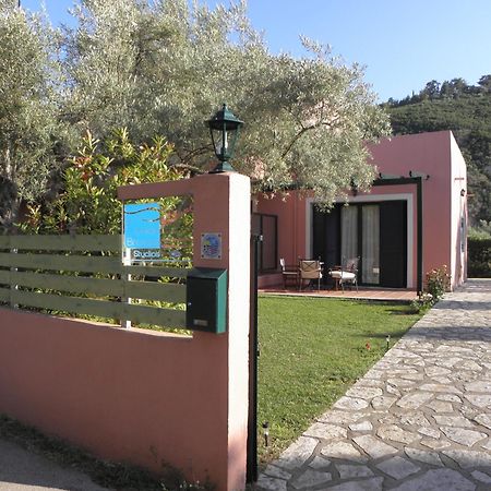 Ionian Breeze Studios Frinion Екстер'єр фото